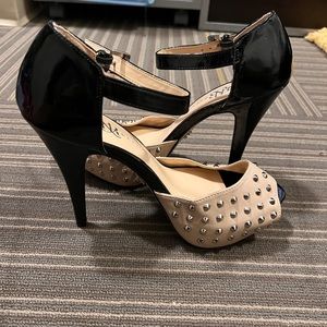 Rock & Republic studded heels